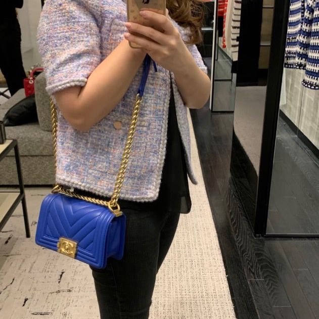 CHANEL 藍金V紋 Leboy小號肩背斜背包20*12*6 98新配件盒子塵袋-0