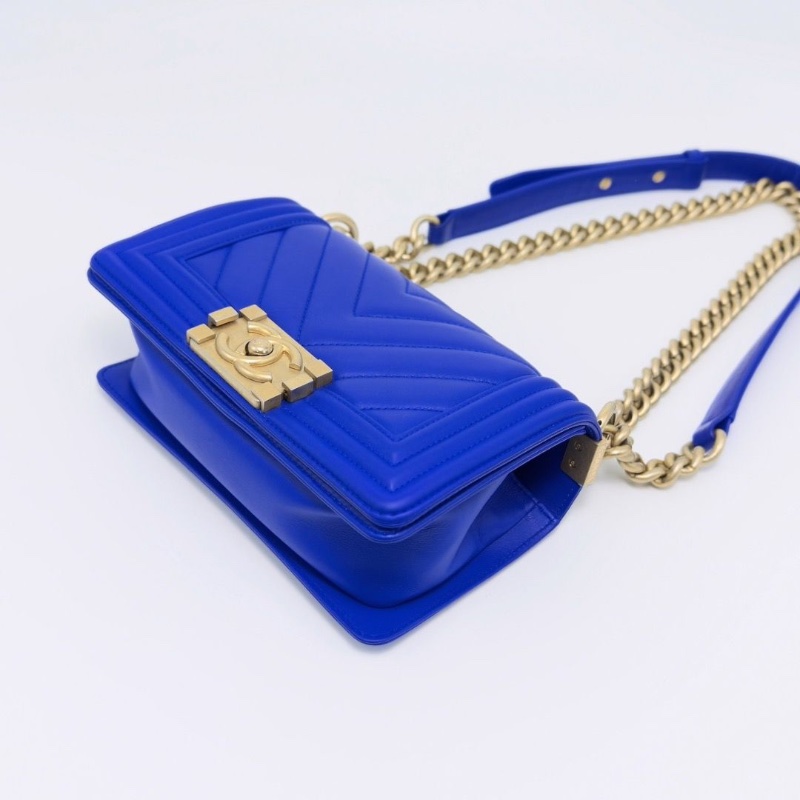 CHANEL 藍金V紋 Leboy小號肩背斜背包20*12*6 98新配件盒子塵袋-2