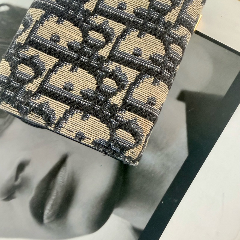 ✔️ 迪奧 CHRISTIAN DIOR SADDLE LOTUS 三折短夾-30