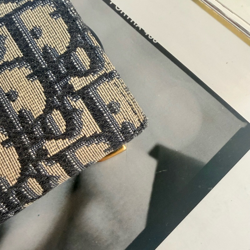 ✔️ 迪奧 CHRISTIAN DIOR SADDLE LOTUS 三折短夾-31