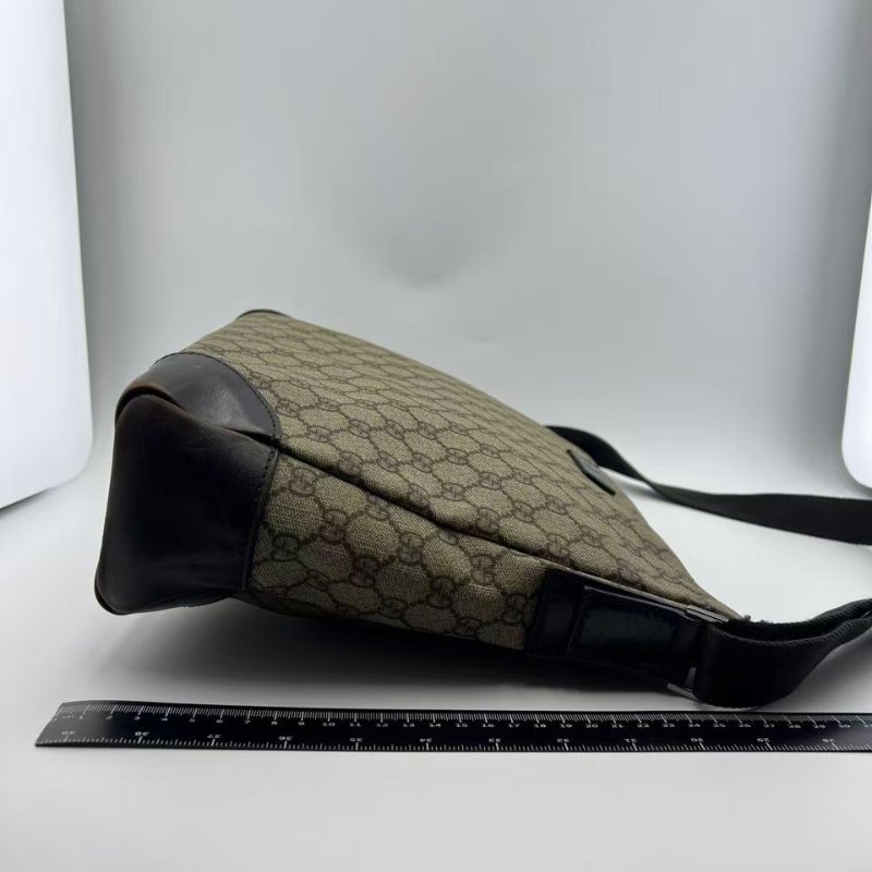 古馳經典雙 G 老花帆布斜挎包-6