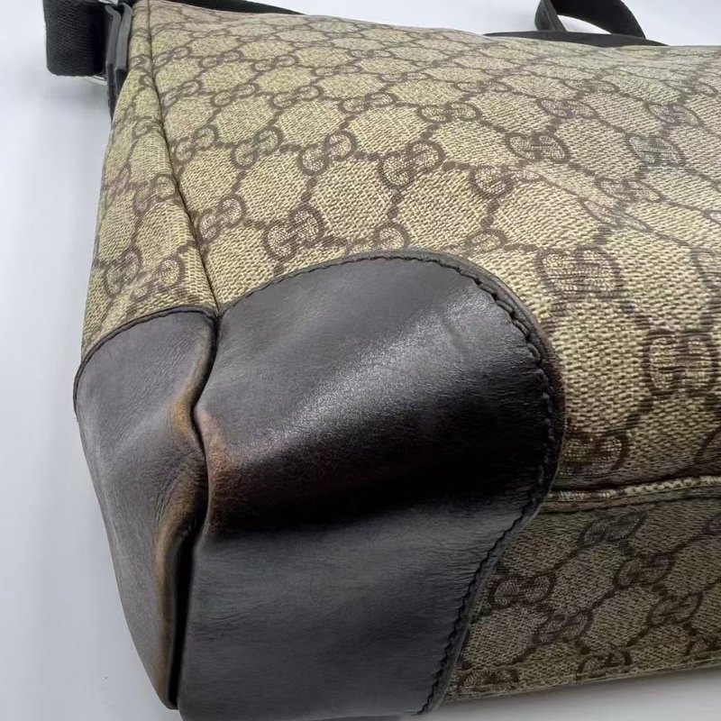 古馳經典雙 G 老花帆布斜挎包-20
