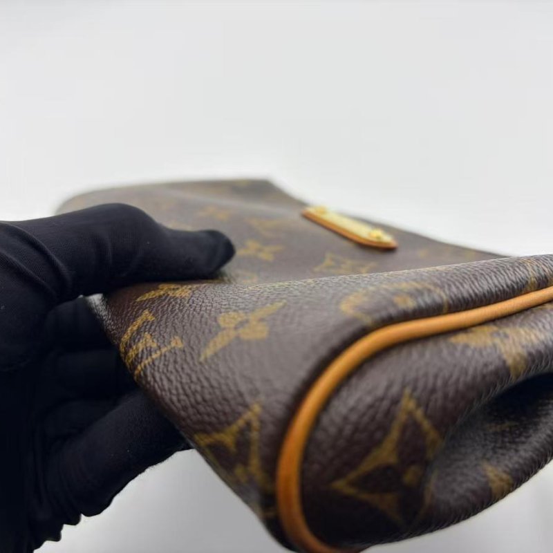 路易威登 Eva 老花鏈條包-11