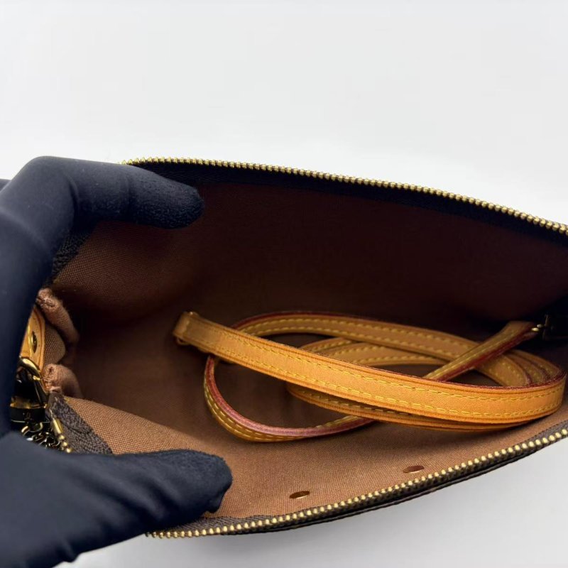 路易威登 Eva 老花鏈條包-14