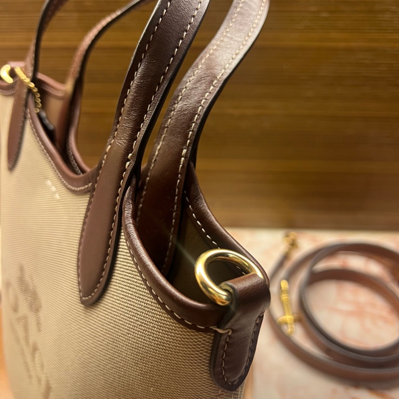 COACH菜籃子水桶包Hanna Bucket Bag-9