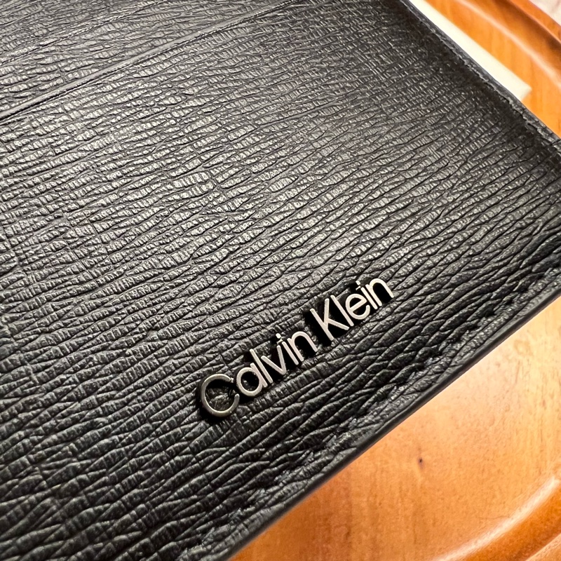 Calvin Klein 男士黑色皮革卡夾Saffiano Leather Card Holder-11