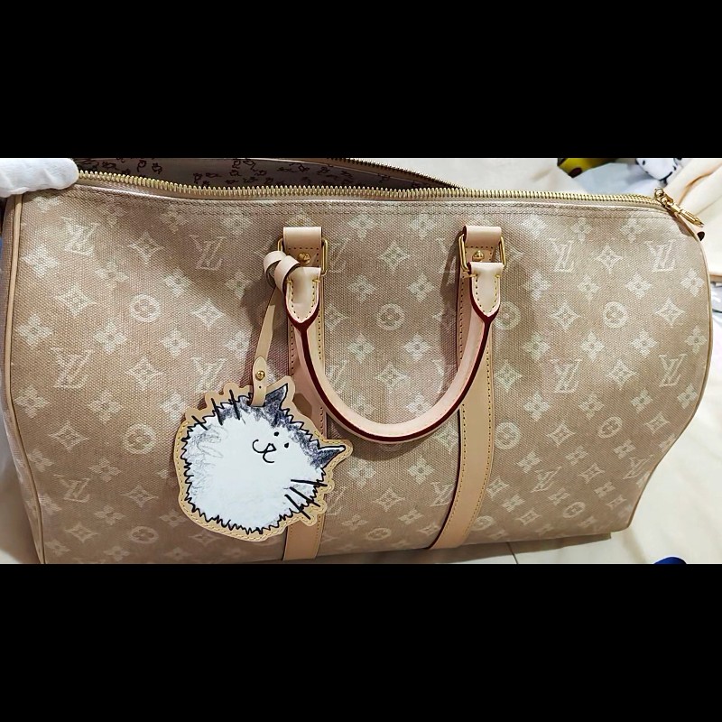 路易威登與 Grace Coddingon 同行 Keepall Bandoulière 45-6
