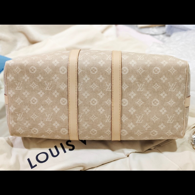 路易威登與 Grace Coddingon 同行 Keepall Bandoulière 45-8