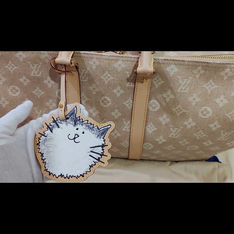 路易威登與 Grace Coddingon 同行 Keepall Bandoulière 45-19