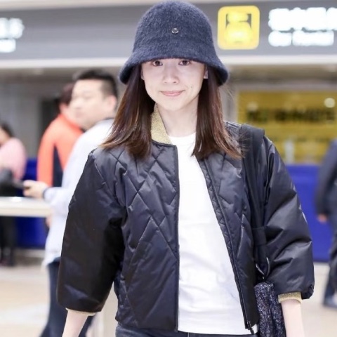 ❤️CHANEL 走秀款 短款羽絨外套-1