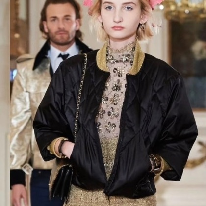 ❤️CHANEL 走秀款 短款羽絨外套-2