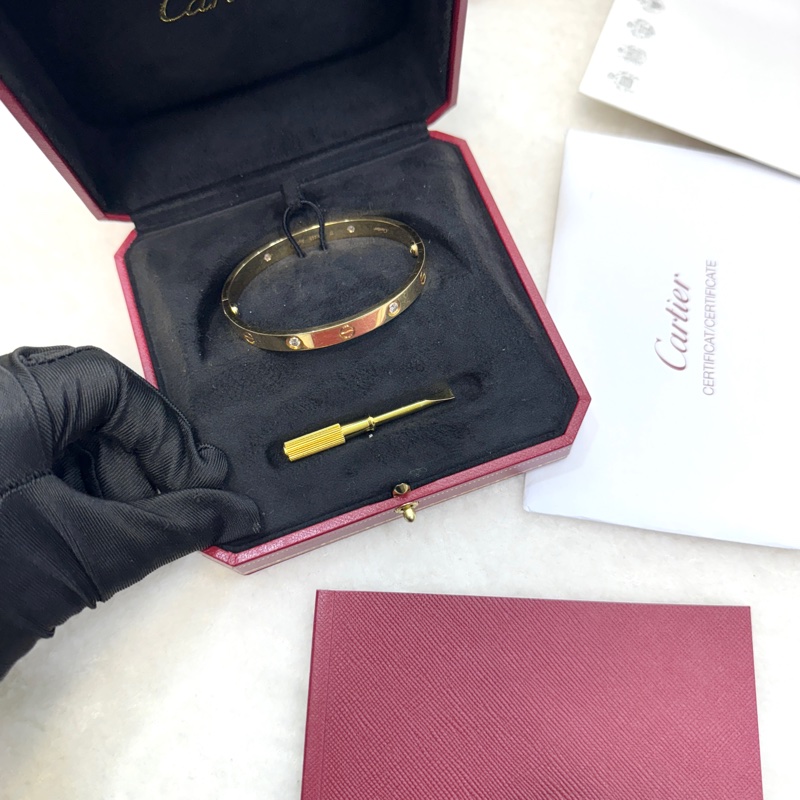 卡地亞帶鑽手環Cartier LOVE 18金寬版4顆鑽石手環B6035917-16