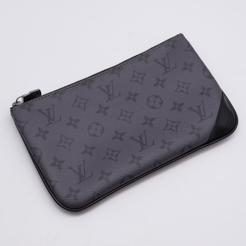 LOUIS VUITTON Trio三合一黑武士郵差包-6