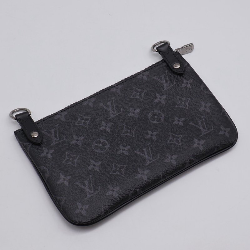 LOUIS VUITTON Trio三合一黑武士郵差包-7