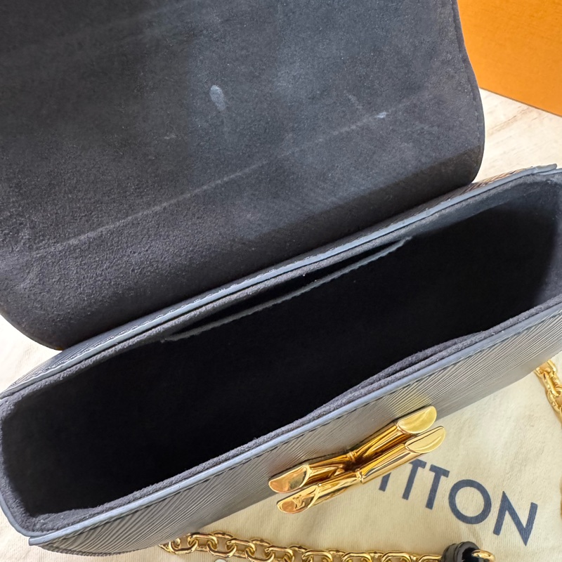 LOUIS VUITTON Twist PM 黑金 (9成新）-9