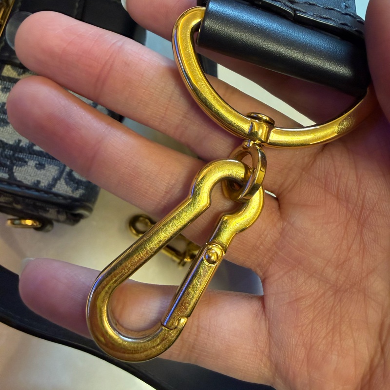 Dior 藍緹花布金釦蒙田Box小盒子-16