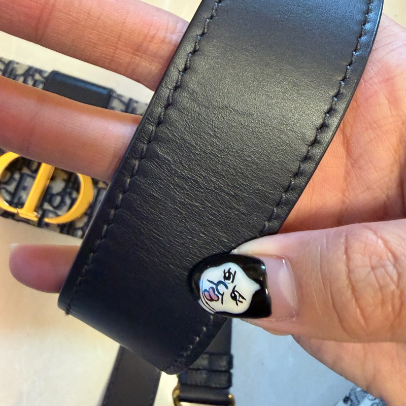 Dior 藍緹花布金釦蒙田Box小盒子-18