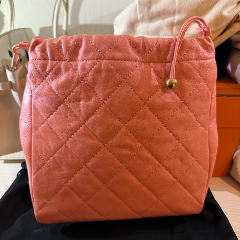 Chanel 珊瑚橘彩色鏈包送labubu-2