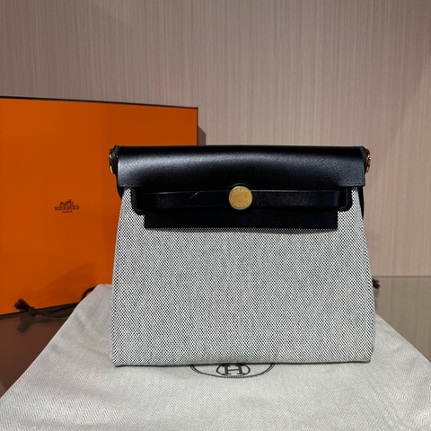 HERMES愛馬仕 Bolso Herbag Zip 20 金扣斜挎 帆布拼牛皮 單肩包 迷你
