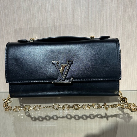 LV路易威登 Cruiser 金色磁扣小牛皮 單肩斜挎手提包 黑色