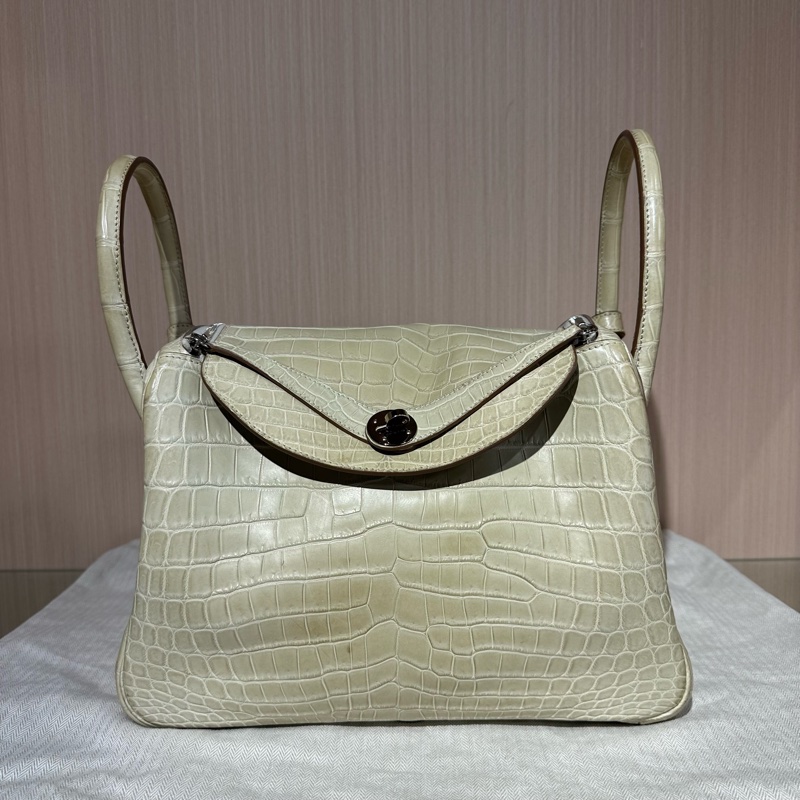 HERMES愛馬仕 Lindy 30 銀扣  冰川白鰐魚皮-0