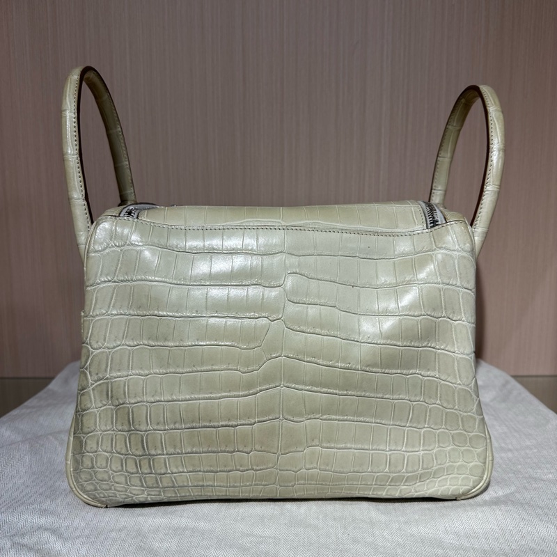 HERMES愛馬仕 Lindy 30 銀扣  冰川白鰐魚皮-3