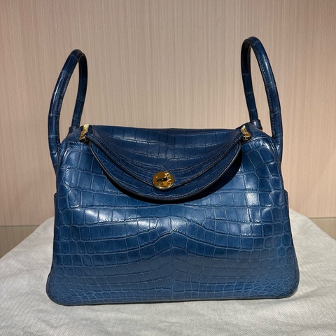HERMES愛馬仕 Lindy 30 金扣藍色鰐魚皮