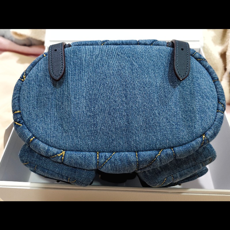 #Coach TABBY 絎縫設計後背包-7