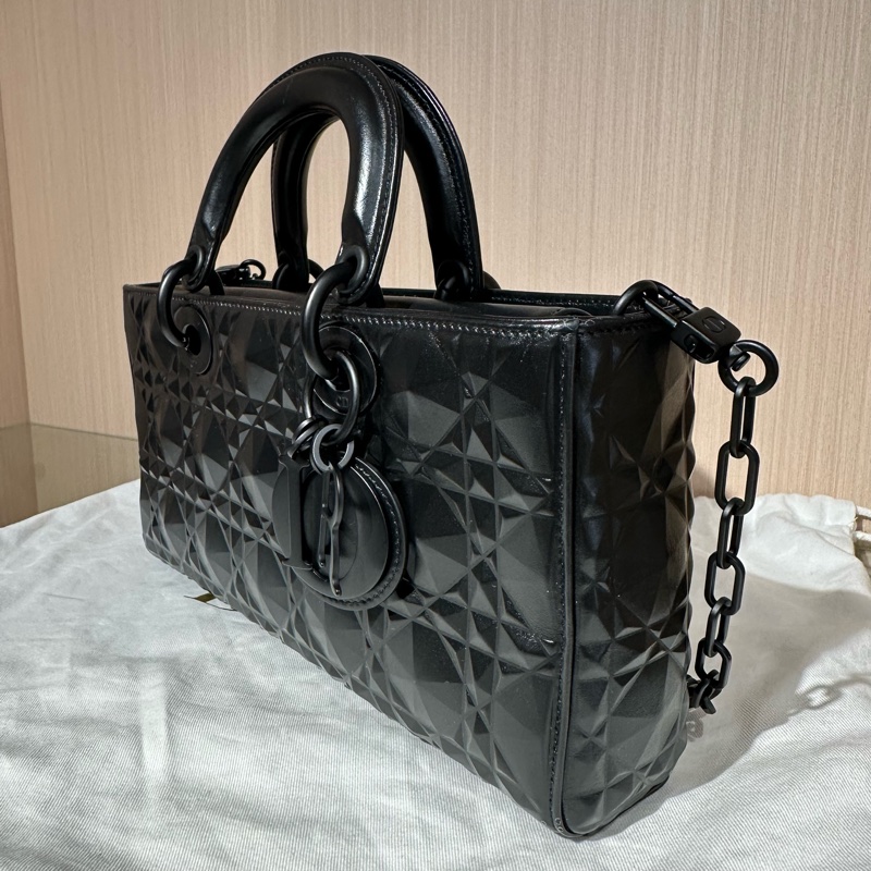 DIOR迪奥 Lady D-Joy 哑光金属钻石形藤格纹 牛皮戴妃包 黑色-2