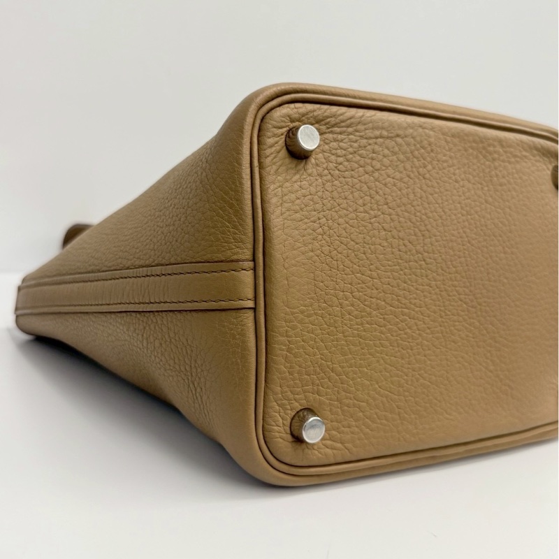 Hermes 菜籃子18 奶茶色 銀釦-9