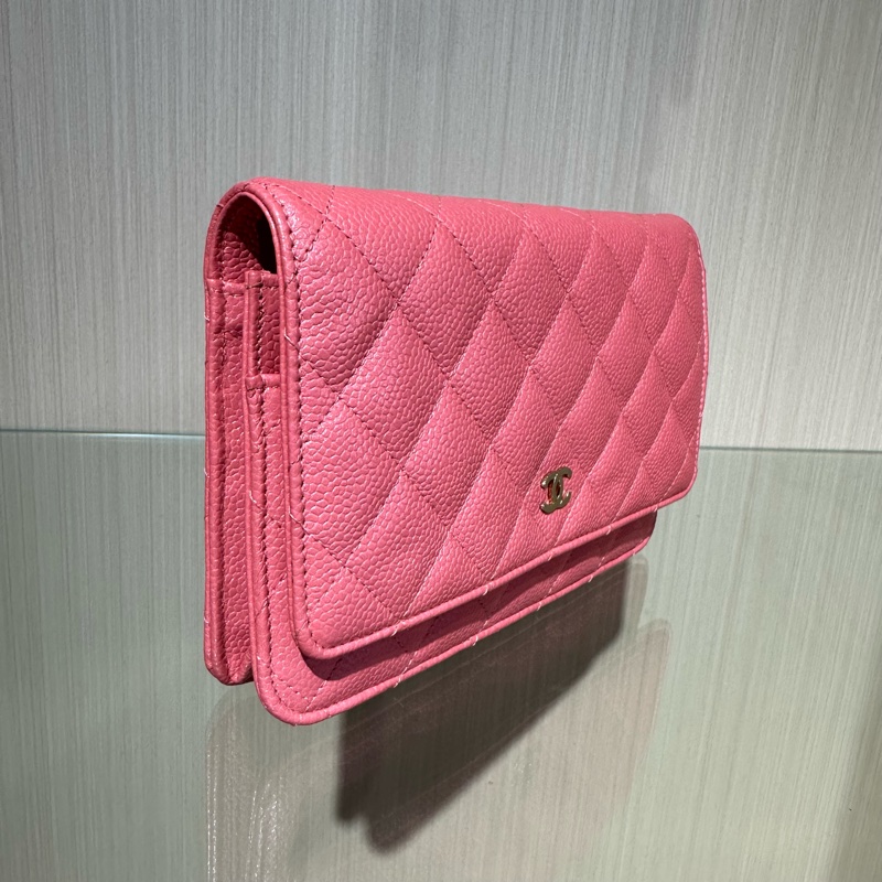 CHANEL香奈兒 WOC 金扣菱格皮鏈 顆粒牛皮 發財包珊瑚粉色-1