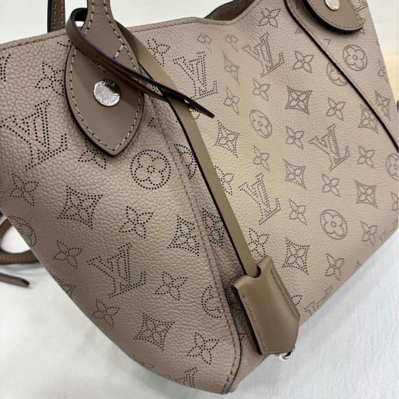 LV 路易威登 Hina 月光女神 大象灰 小號 閒置-5