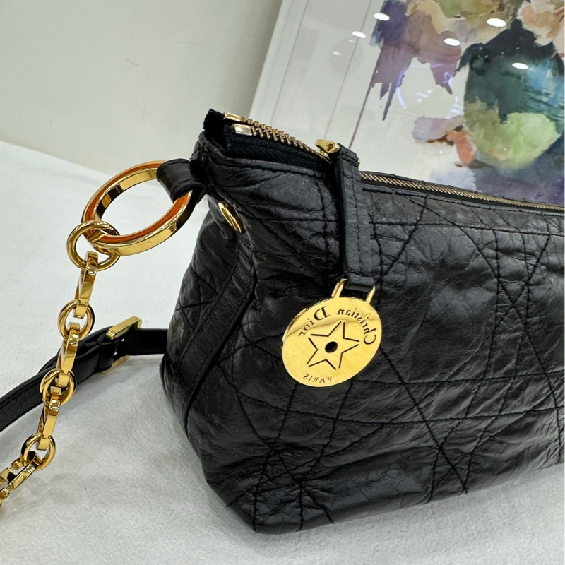 Dior Diorstar Hobo 黑色褶皺牛皮革超大藤格紋 尺寸：28.5*14.5*10-7