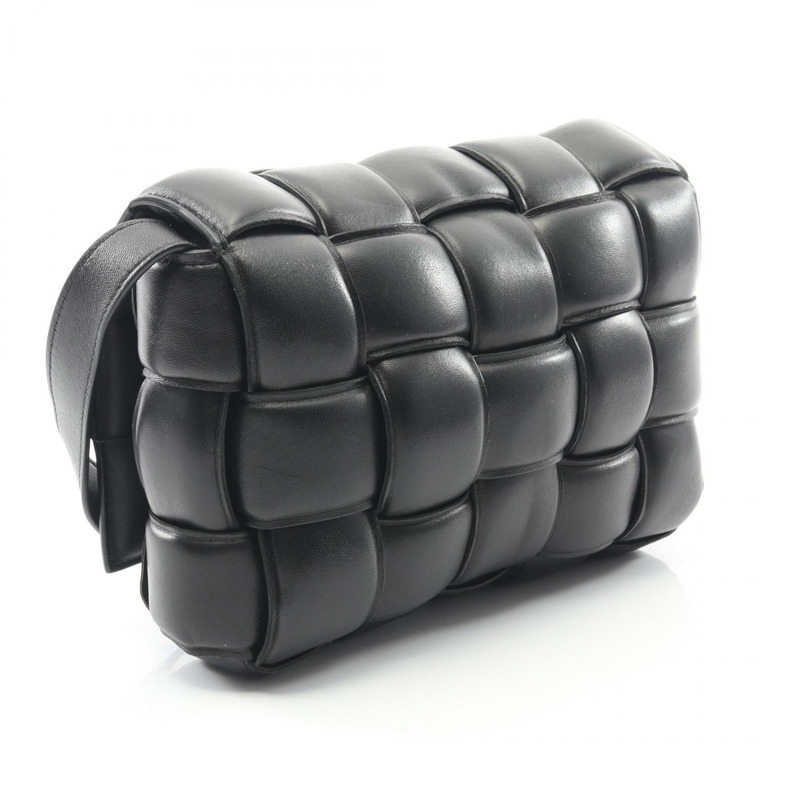 BOTTEGA VENETA 有襯墊 Cassette Intrecciato 斜背單肩包 591970 皮革-1