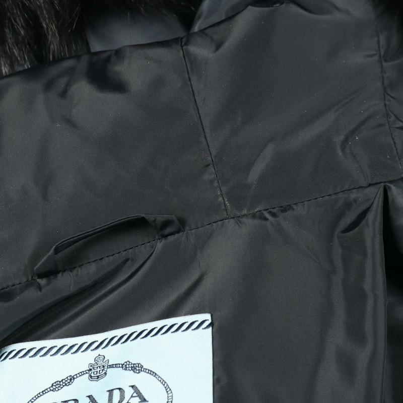 PRADA 羽絨服，聚酯材質材質，海軍藍，二手女款-5