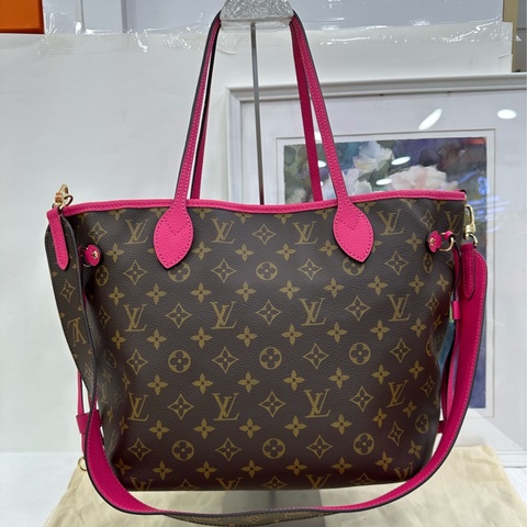 LV路易威登 新款寬肩帶雙面neverfull中號購物袋 玫紅色內裡 25年晶片 閒置