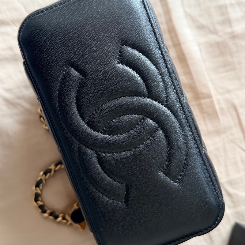Chanel25B 黑金羊皮雙C調節扣長盒子-5
