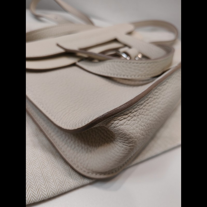 Hermes Halzan 25
奶昔白銀扣-5