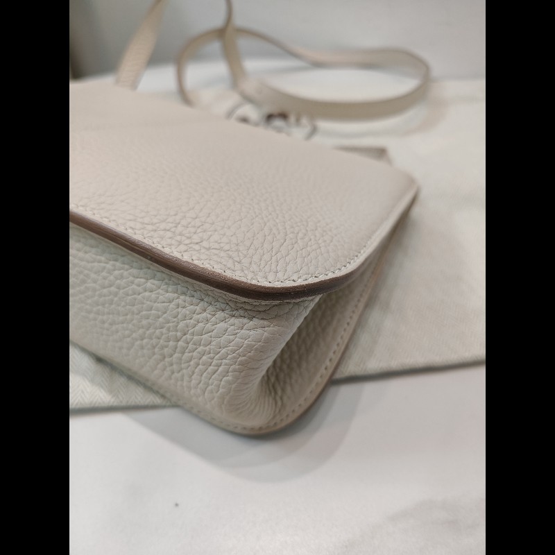 Hermes Halzan 25
奶昔白銀扣-6