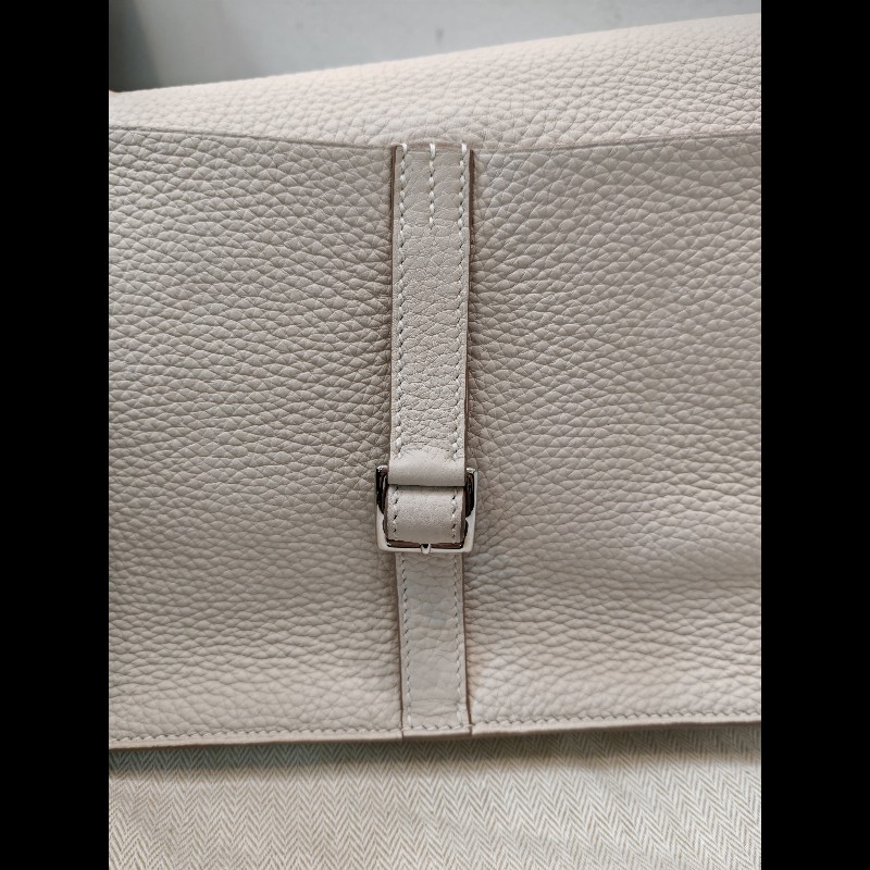 Hermes Halzan 25
奶昔白銀扣-9