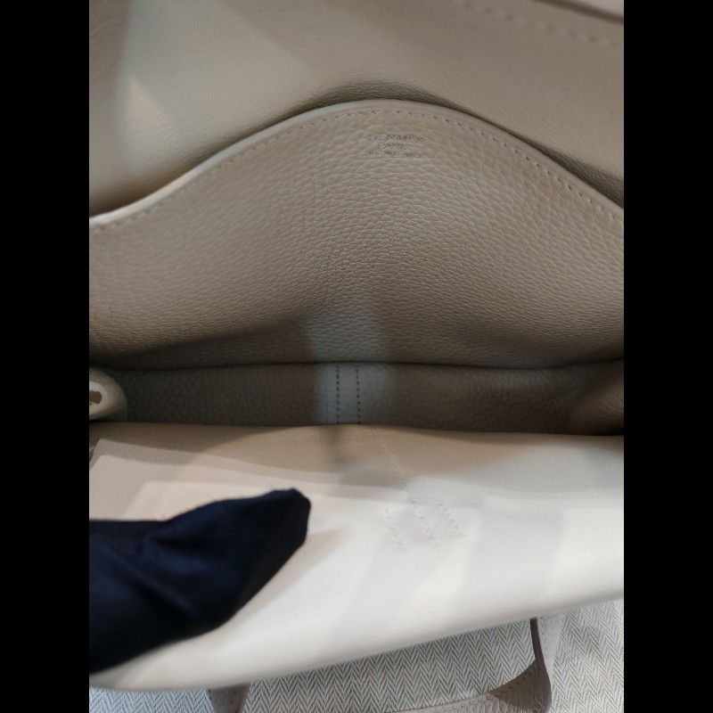 Hermes Halzan 25
奶昔白銀扣-13