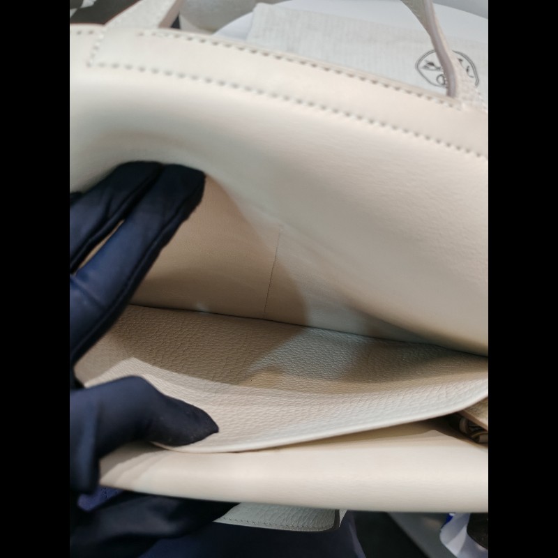 Hermes Halzan 25
奶昔白銀扣-16