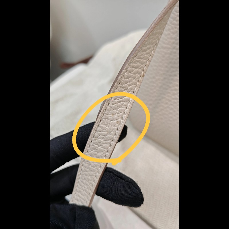 Hermes Halzan 25
奶昔白銀扣-21