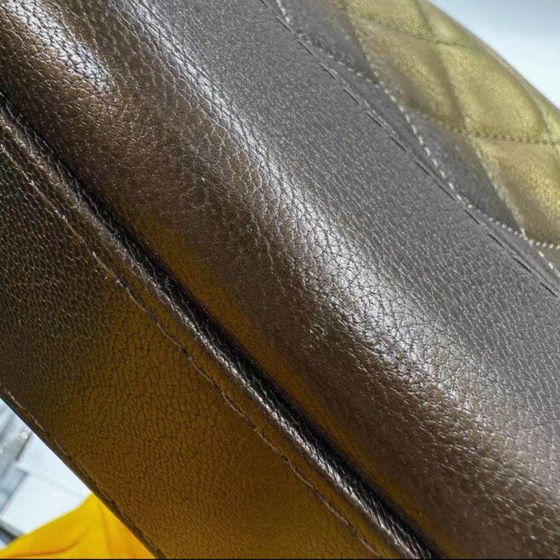 Chanel古銅金漸變小號流浪包-4