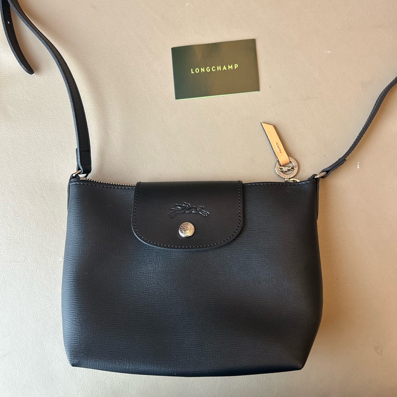 Longchamp 黑色真皮肩背包-1