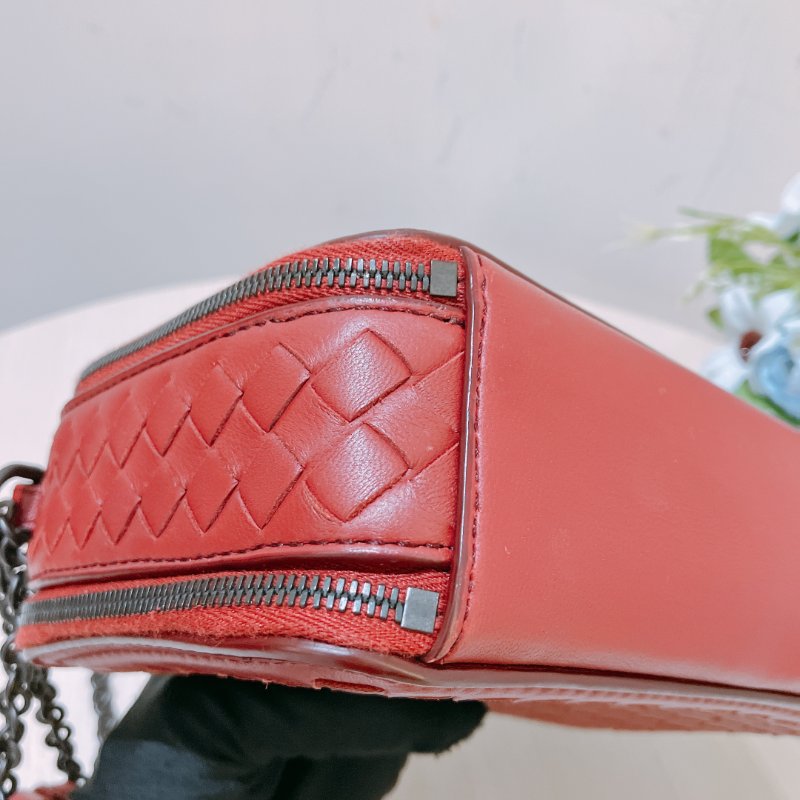 TK1925 葆蝶家 紅色編織 斜孭袋 Bottega Veneta Double Zip Chain Crossbody Bag Intrecciato Nappa Red-2