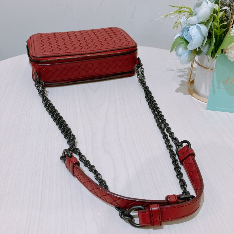 TK1925 葆蝶家 紅色編織 斜孭袋 Bottega Veneta Double Zip Chain Crossbody Bag Intrecciato Nappa Red-14