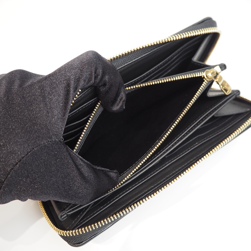 Louis Vuitton 小羊皮老花壓紋長夾-18