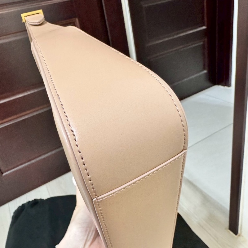 Saint Laurent YSL  LE 5 À 7 腋下包-12