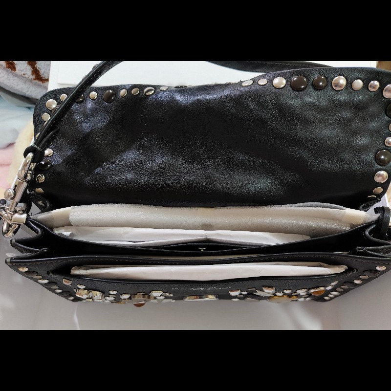 TABBY 搖滾元素 26 單肩手袋-12